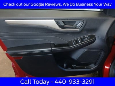2022 Ford Escape SE