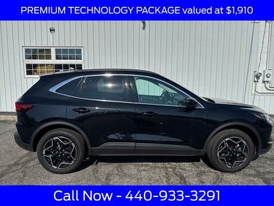 2026 Ford Escape Platinum