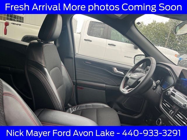 2025 Ford Escape ST-Line Select