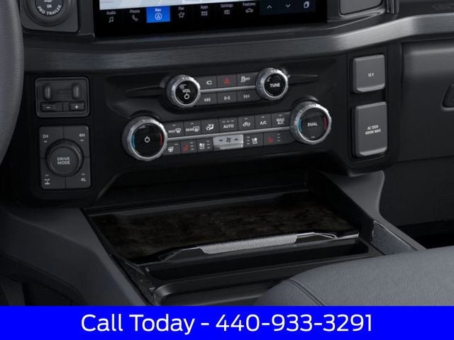 2025 Ford F-250SD Lariat In-Transit