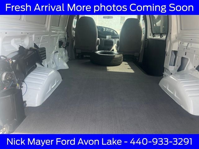 2002 Ford E-150 Commercial