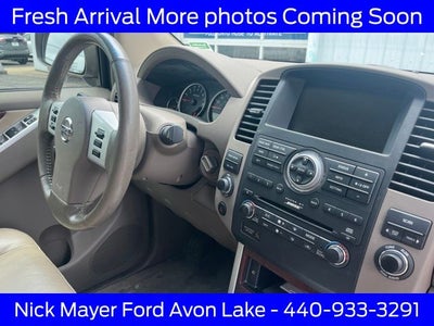 2009 Nissan Pathfinder LE