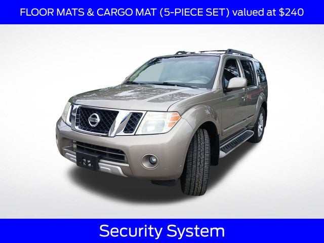 2009 Nissan Pathfinder LE