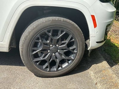 2025 Jeep Grand Cherokee L Summit