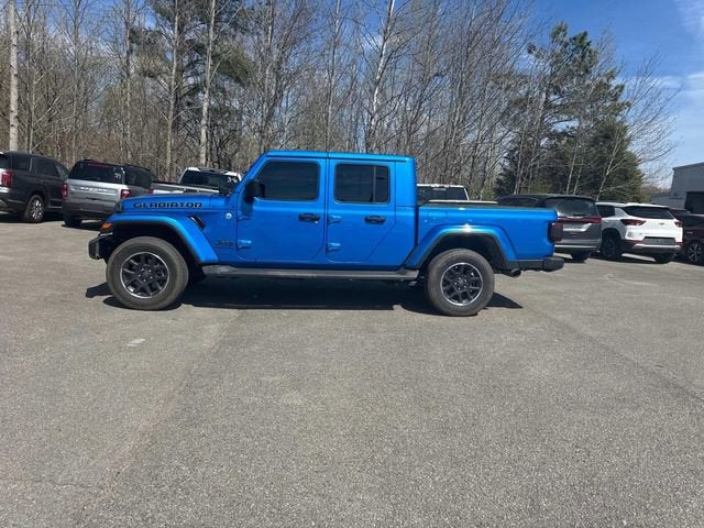 2023 Jeep Gladiator Overland