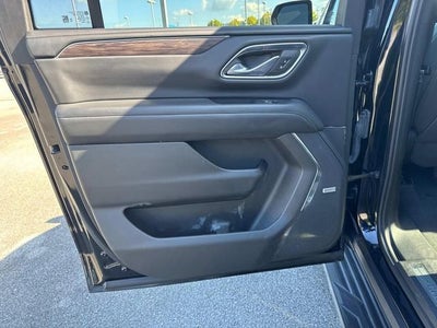 2023 Chevrolet Suburban LT