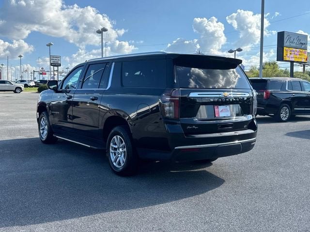 2023 Chevrolet Suburban LT