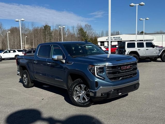 2024 GMC Sierra 1500 SLT