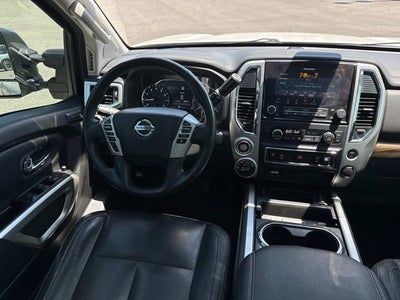 2020 Nissan TITAN Crew Cab SL 4x4