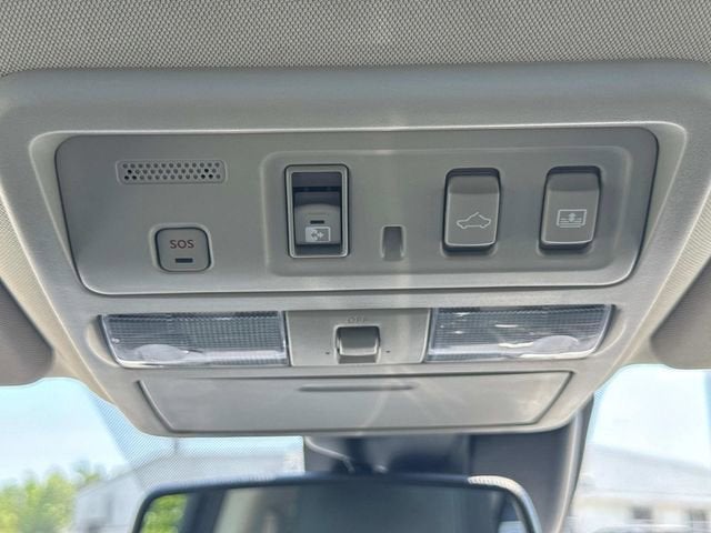 2020 Nissan TITAN Crew Cab SL 4x4
