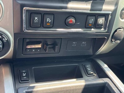 2020 Nissan TITAN Crew Cab SL 4x4