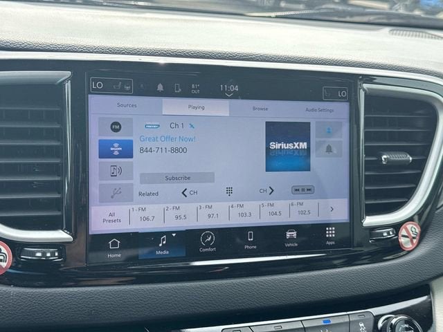 2023 Chrysler Pacifica Touring L