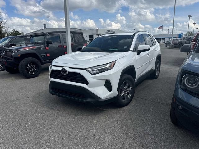 2023 Toyota RAV4 XLE
