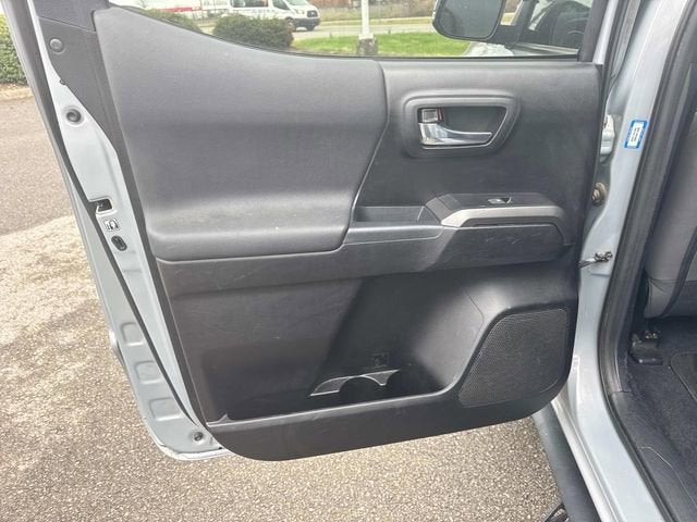 2019 Toyota Tacoma 2WD SR5