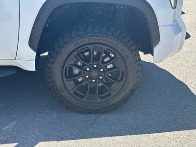 2022 Toyota Tundra 4WD SR5