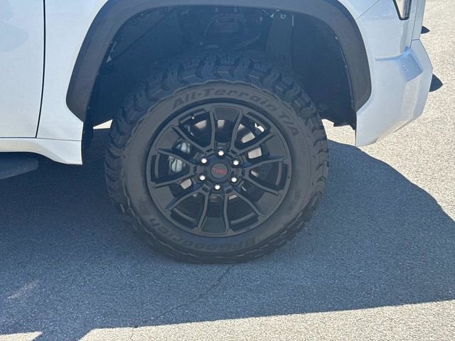 2022 Toyota Tundra 4WD SR5