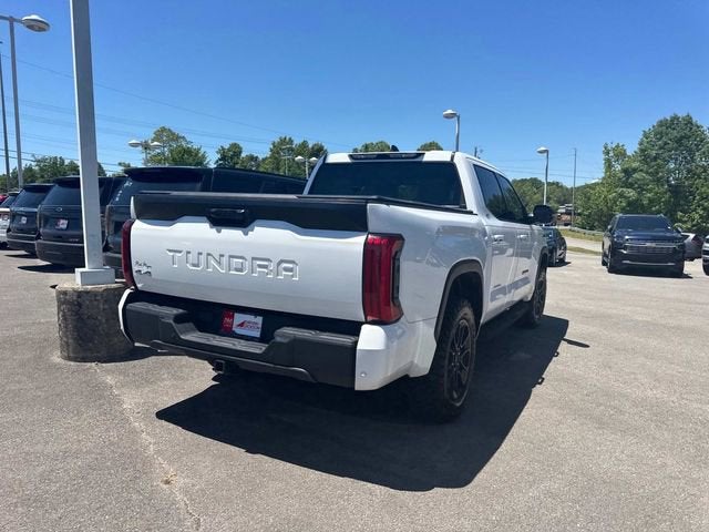 2022 Toyota Tundra 4WD SR5