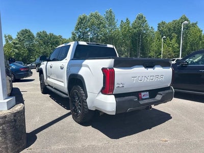 2022 Toyota Tundra 4WD SR5