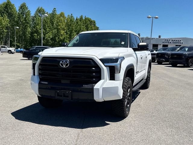 2022 Toyota Tundra 4WD SR5