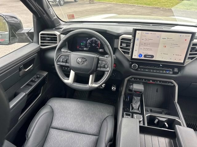 2025 Toyota Tundra 4WD SR5