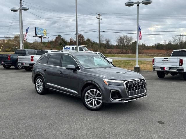 2025 Audi Q7 Premium Plus