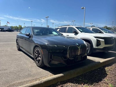 2025 BMW 7 Series 740i xDrive