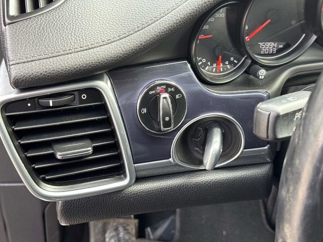 2015 Porsche Panamera 4