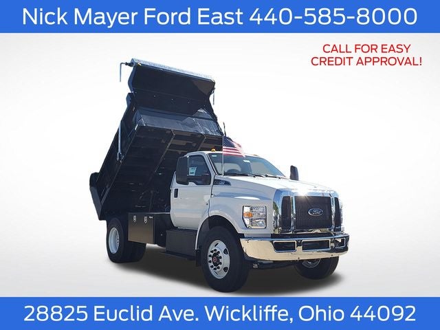 2027 Ford F-750SD Dump Truck