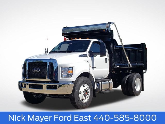 2027 Ford F-750SD Dump Truck