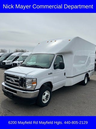 2025 Ford E-350SD Base Cutaway