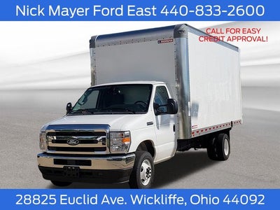2027 Ford E-450SD Base DRW