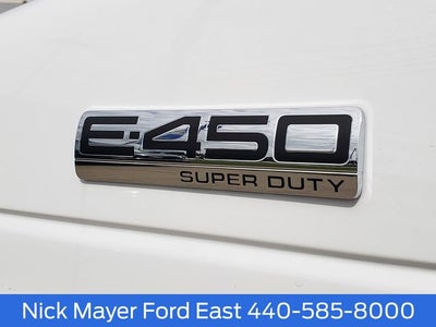 2027 Ford E-450SD Base DRW