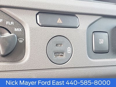2027 Ford E-450SD Base DRW
