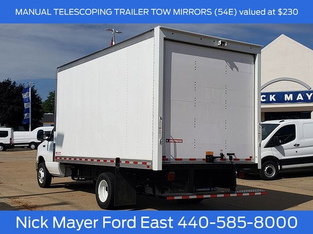 2027 Ford E-450SD Base DRW