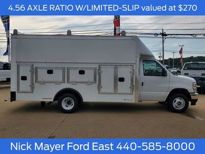 2027 Ford E-450SD Base