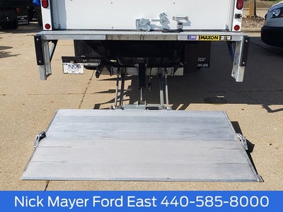2027 Ford E-450SD Base