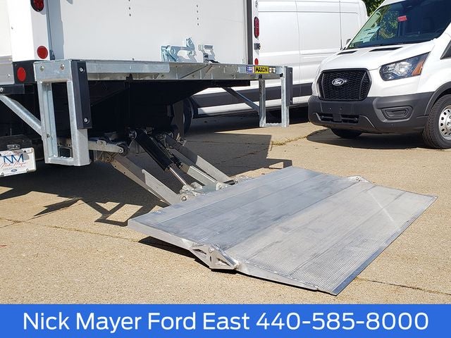 2027 Ford E-450SD Base