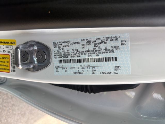 2022 Ford Escape Titanium