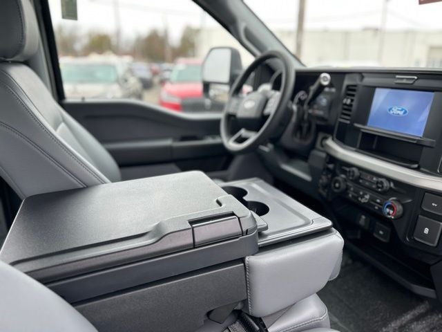 2025 Ford F-250SD XL