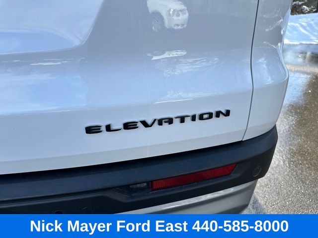 2024 GMC Acadia Elevation