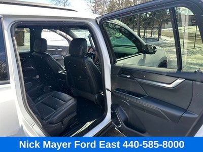 2024 GMC Acadia Elevation