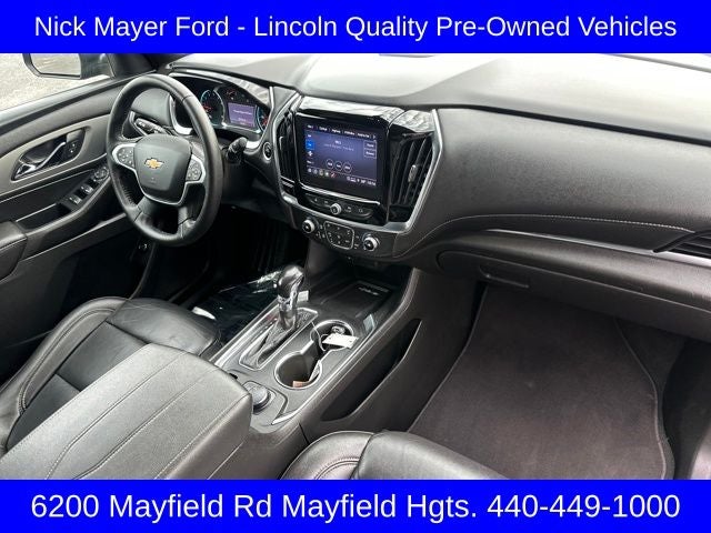 2022 Chevrolet Traverse LT Leather