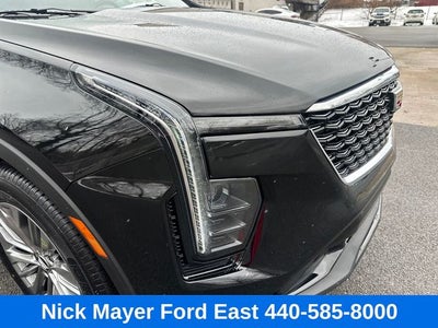 2025 Cadillac XT4 Premium Luxury