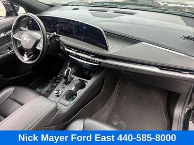 2025 Cadillac XT4 Premium Luxury