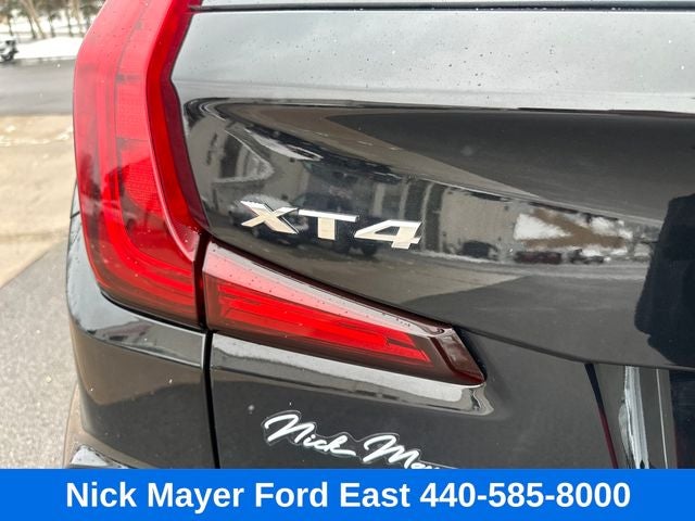 2025 Cadillac XT4 Premium Luxury