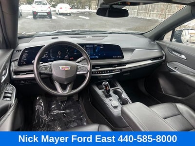 2025 Cadillac XT4 Premium Luxury