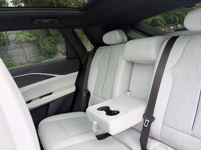 2024 Cadillac LYRIQ Luxury