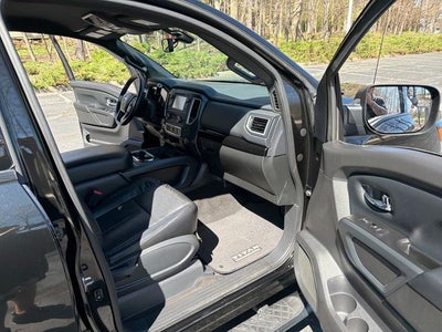 2018 Nissan Titan SV