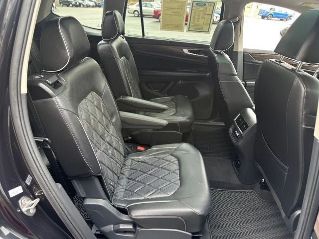 2024 Volkswagen Atlas 2.0T SEL Premium R-Line