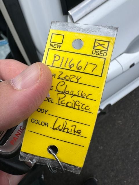 2024 Chrysler Pacifica Touring L